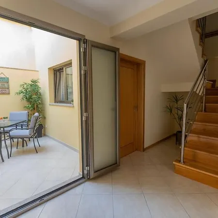Casa Da *